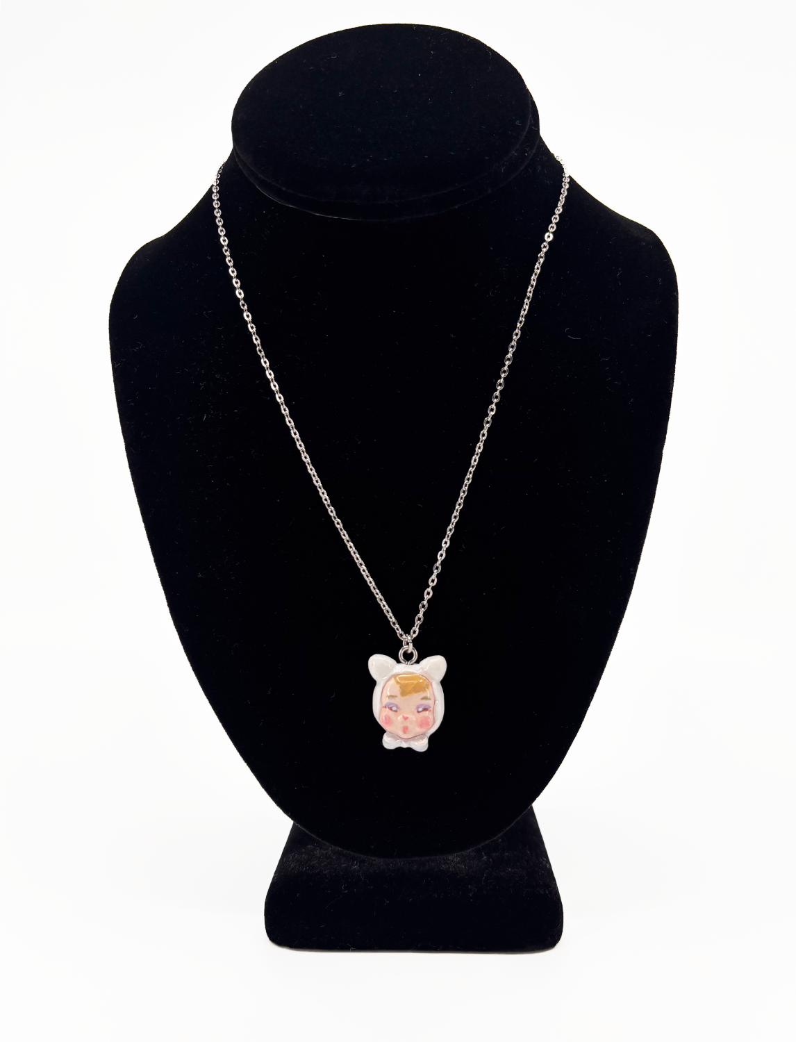 White Cat Necklace